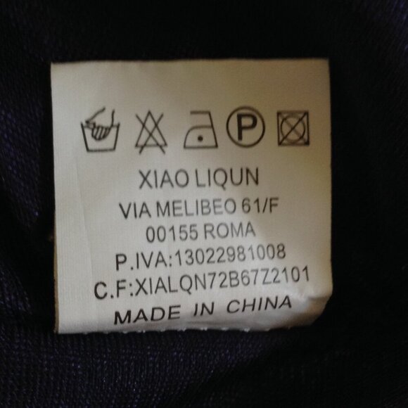 Floral Jumper, Red Queen, S/M Poly, Easy Care; Garden Party, Vacation, Cruising - Picture 5 of 6